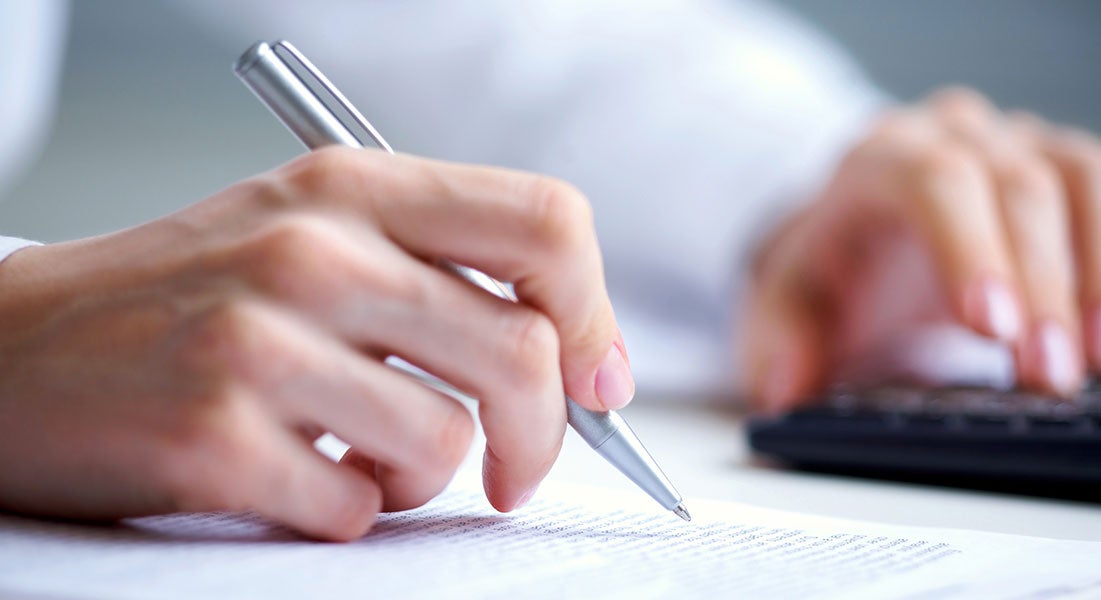 Shop Click Drive in Pella, IA