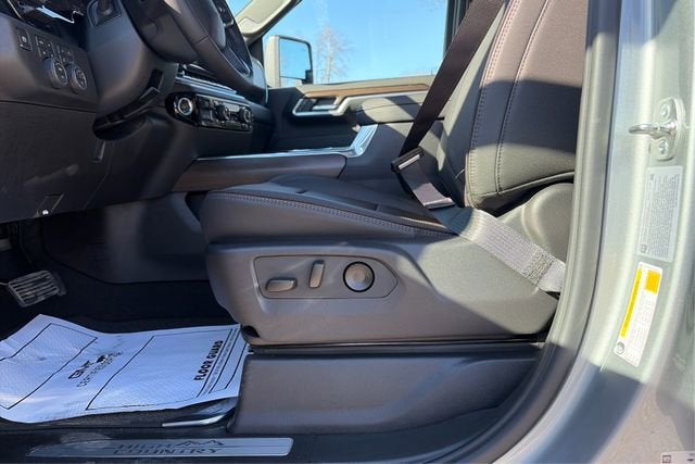 2026 Chevrolet Silverado 3500 HD High Country