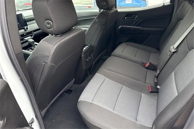 2025 Chevrolet Colorado WT/LT