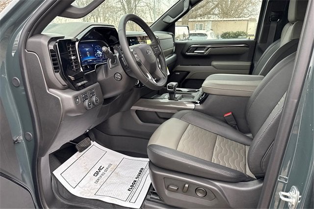 2025 Chevrolet Silverado 1500 ZR2