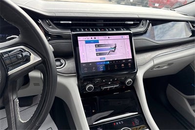 2022 Jeep Grand Cherokee Overland