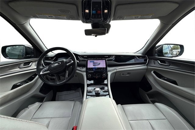 2022 Jeep Grand Cherokee Overland