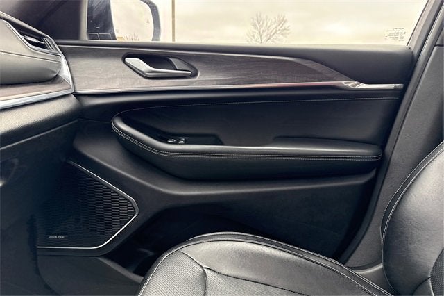 2023 Jeep Grand Cherokee Overland