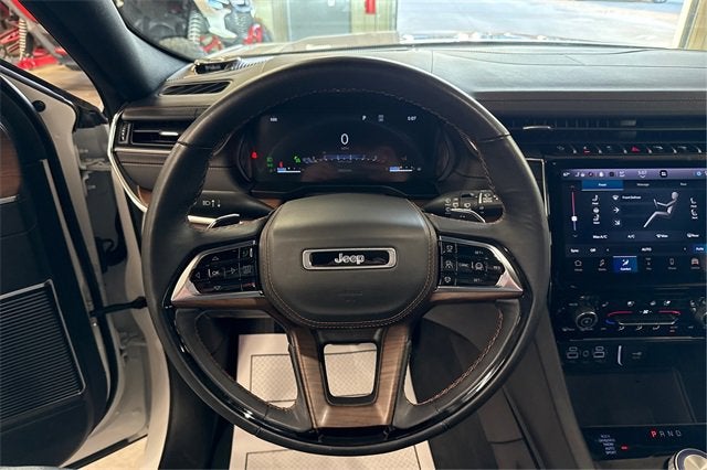 2023 Jeep Grand Cherokee L Summit