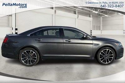 2018 Ford Taurus SEL