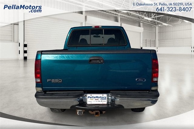 2001 Ford F-250SD Base