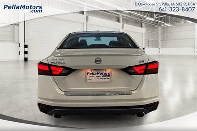 2020 Nissan Altima 2.5 SR