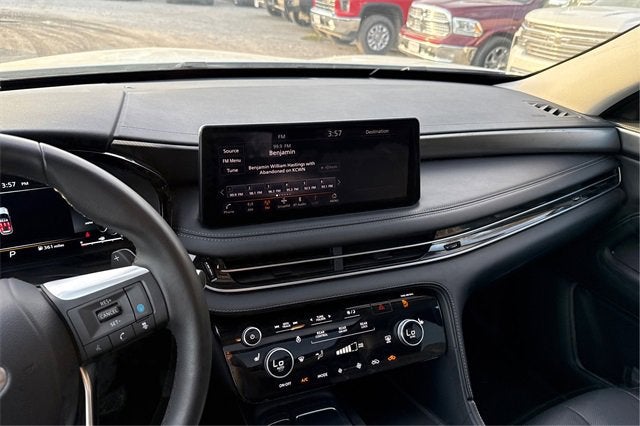 2024 INFINITI QX60 LUXE