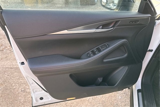 2024 INFINITI QX60 LUXE