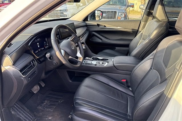 2024 INFINITI QX60 LUXE