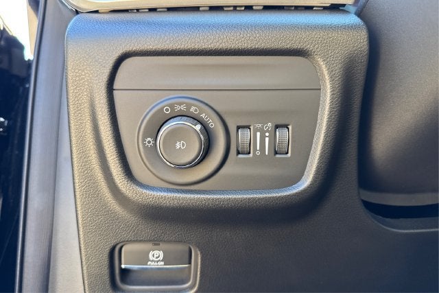 2026 Jeep Grand Cherokee 85th Anniversary Edition