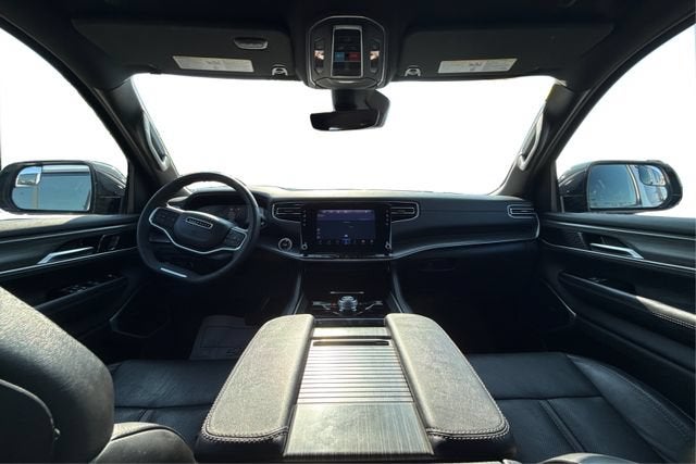2024 Jeep Wagoneer L Series III