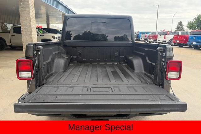 2021 Jeep Gladiator Willys