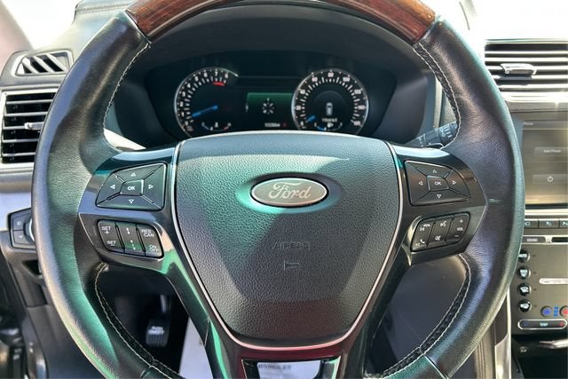 2016 Ford Explorer Platinum