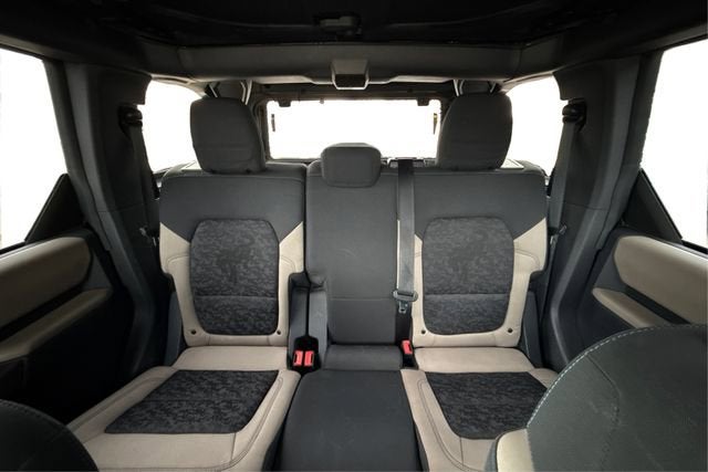 2021 Ford Bronco Base