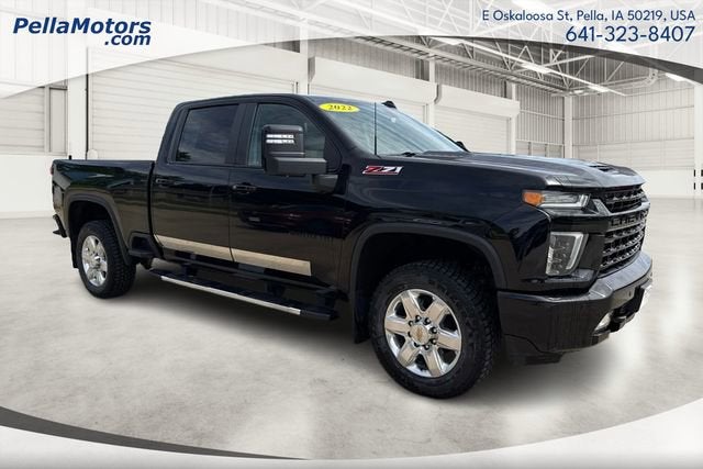 2022 Chevrolet Silverado HD LT 4WD Crew Cab Standard Box's photo