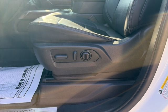 2022 Chevrolet Silverado 3500 HD High Country