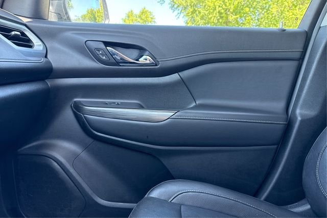 2020 GMC Acadia SLT