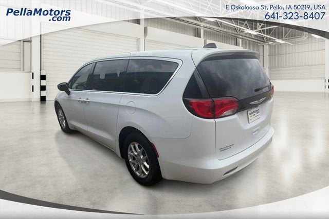 2023 Chrysler Voyager LX
