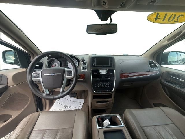 2014 Chrysler Town & Country Touring-L