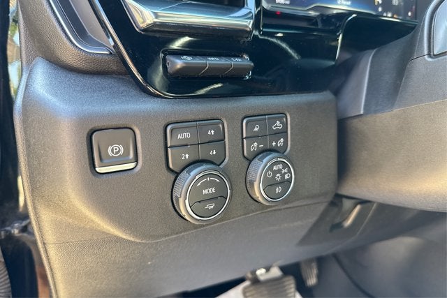 2024 Chevrolet Silverado 3500 HD High Country