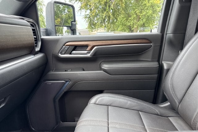 2024 Chevrolet Silverado 3500 HD High Country