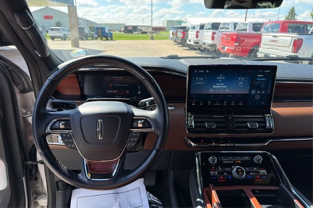 2023 Lincoln Navigator Reserve