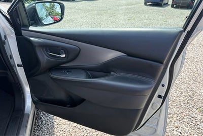 2022 Nissan Murano SL