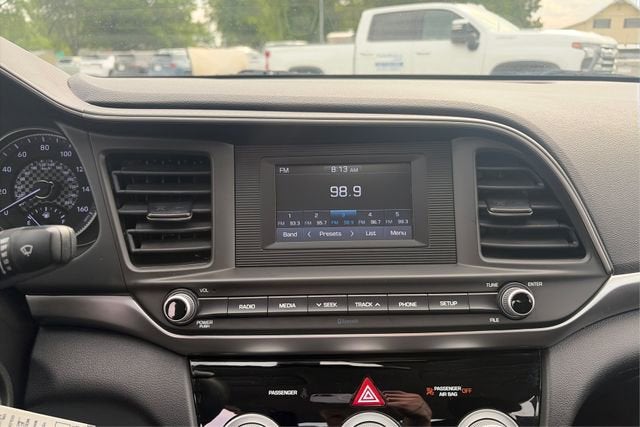 2019 Hyundai Elantra SE