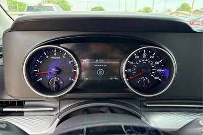 2023 Kia Carnival LX