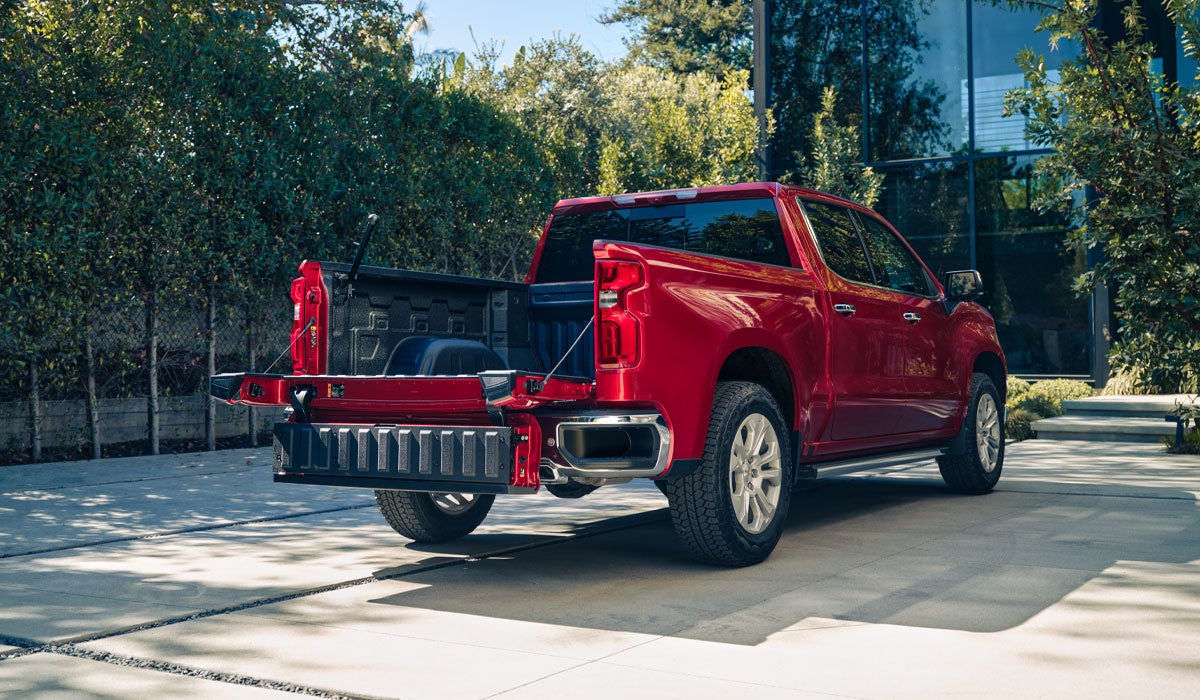 Pella Motors (GM) in Pella IA