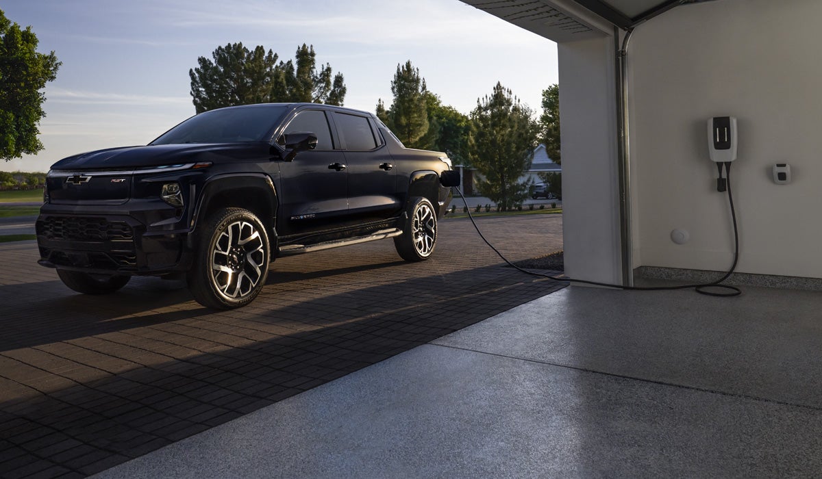 Pella Motors (GM) in Pella IA