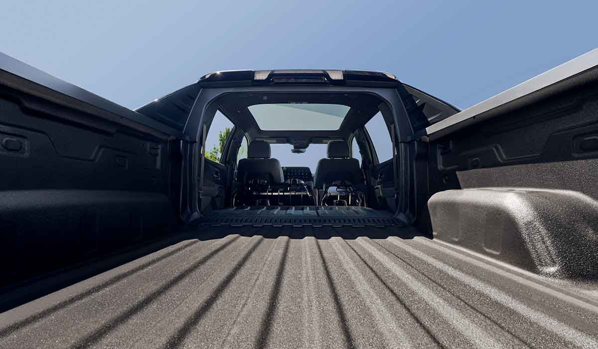 Pella Motors (GM) in Pella IA